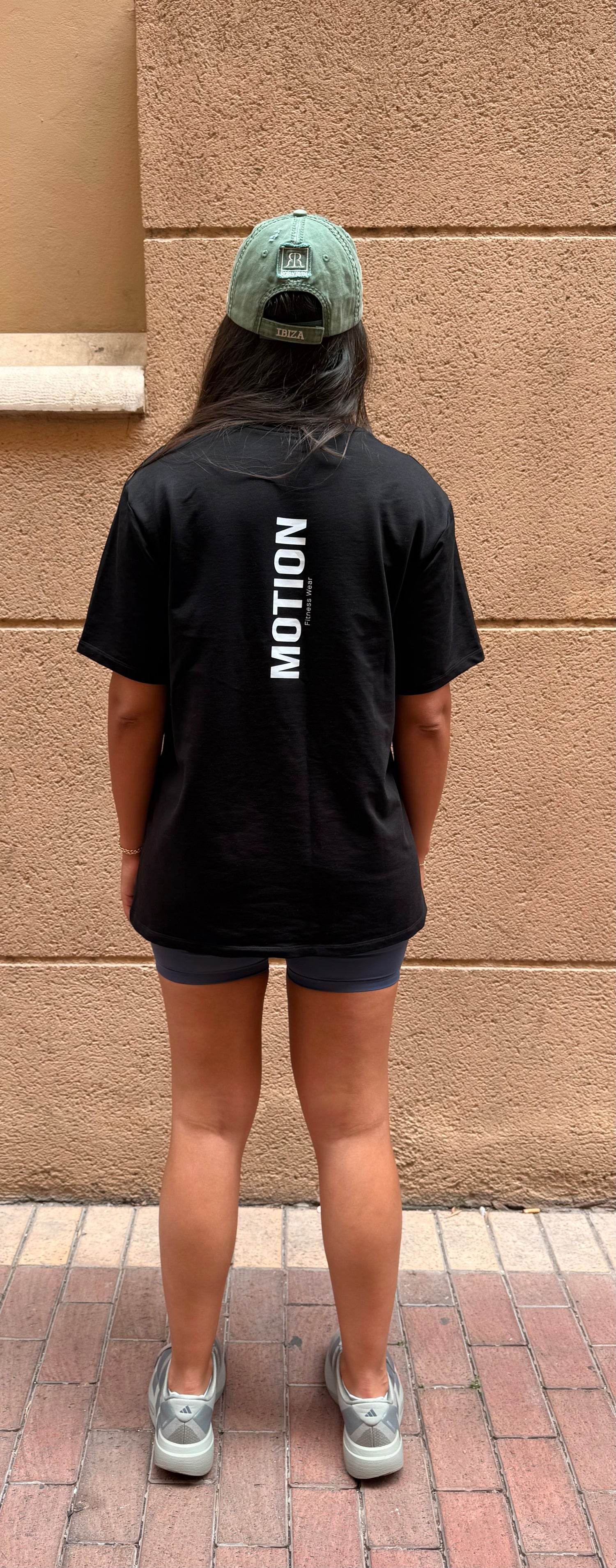 Oversized black T-shirt