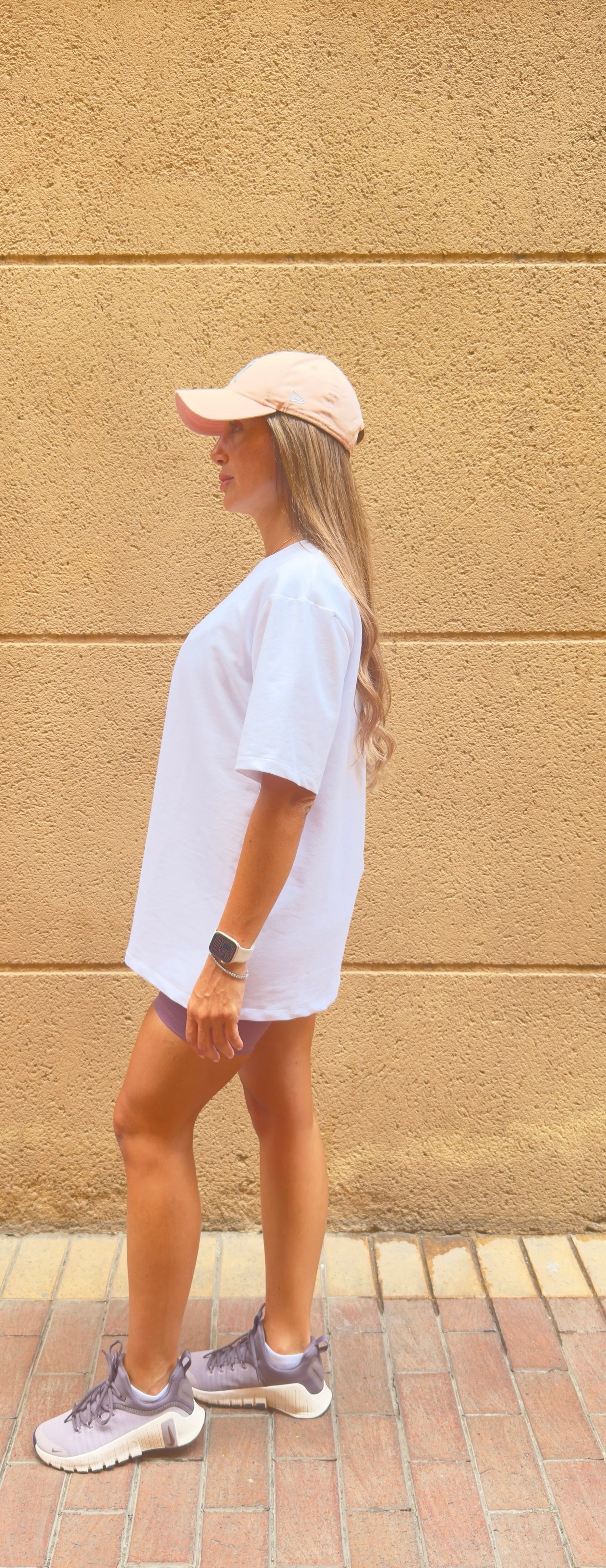 Oversized white T-shirt